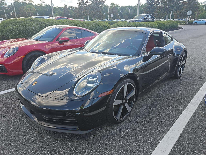 2025 Porsche 911 Carrera