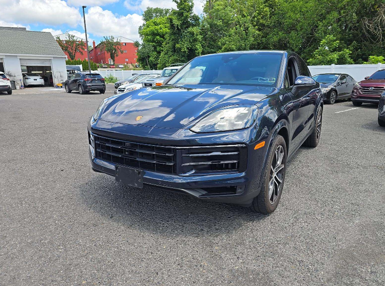 2024 Porsche Cayenne Coupe